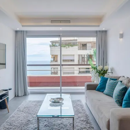 Sea Views Center Apartment Marbella